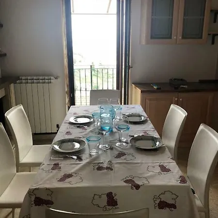 Lavistadeisogni Muranuove Apartman *